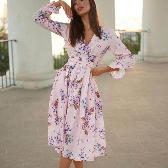 BEAUTIFUL Pink Floral Midi Dress - Picture 1 of 9